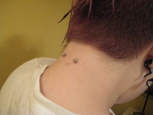 Piercing-collo