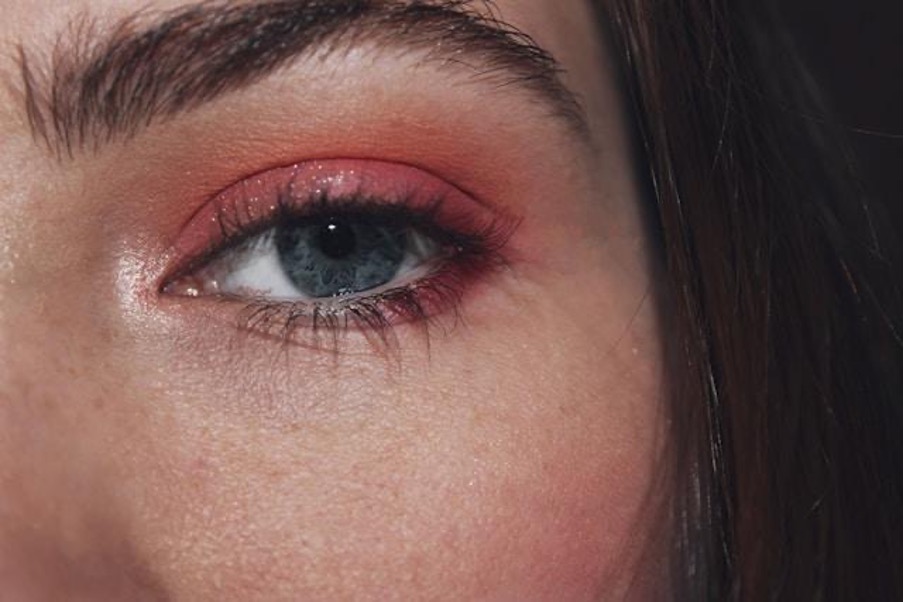 eyeliner rosso